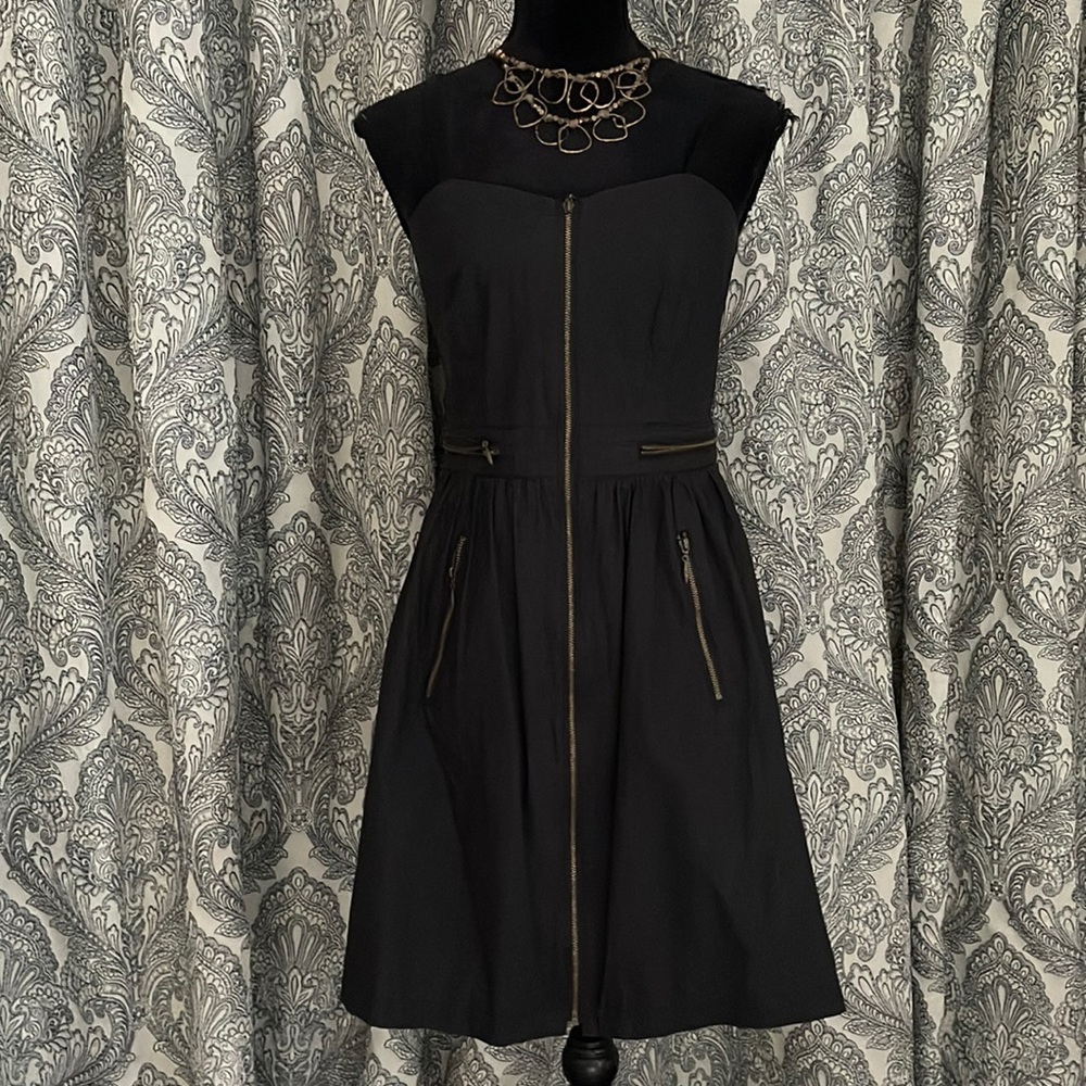 Black zip up poplin dress